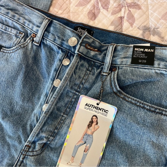 NWT Simple Society Authentic Denim Super High Rise Mom Jeans Size 9/29 - Picture 2 of 2